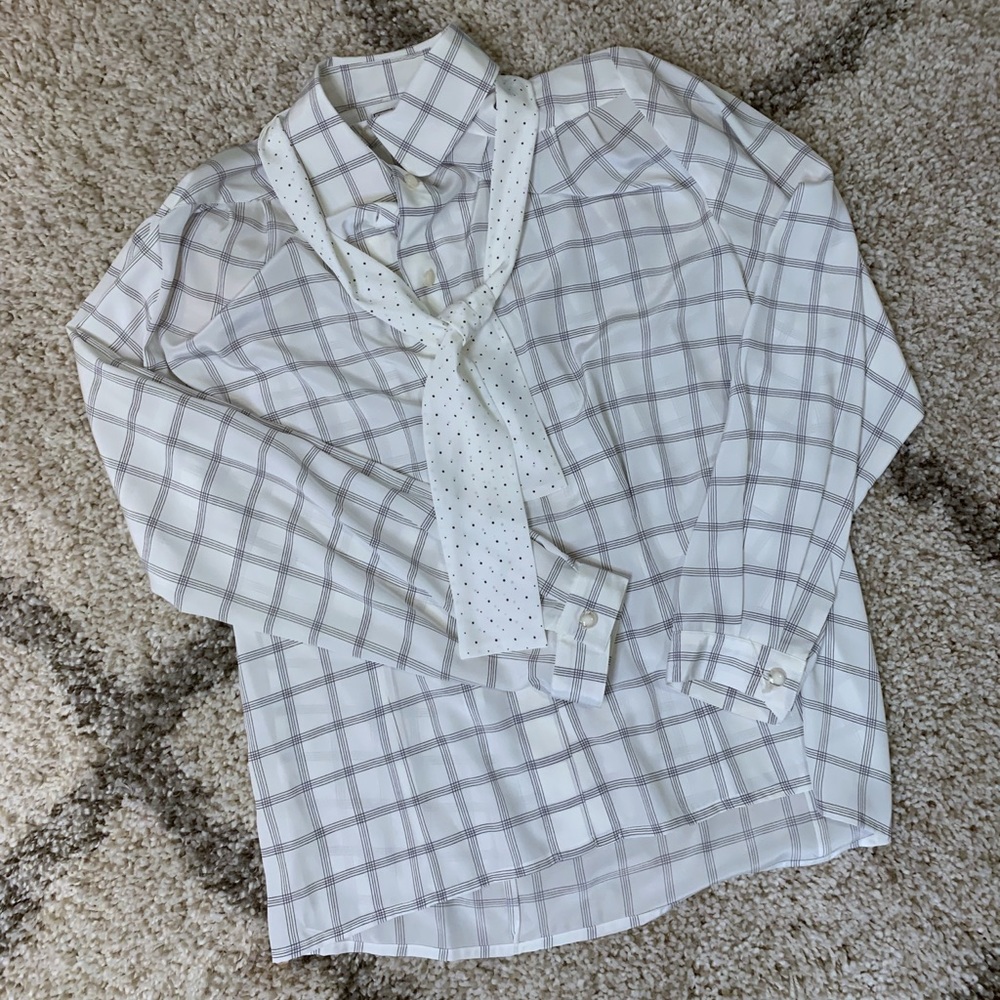 Evan Picone Button Up blouse - Picture 1 of 6